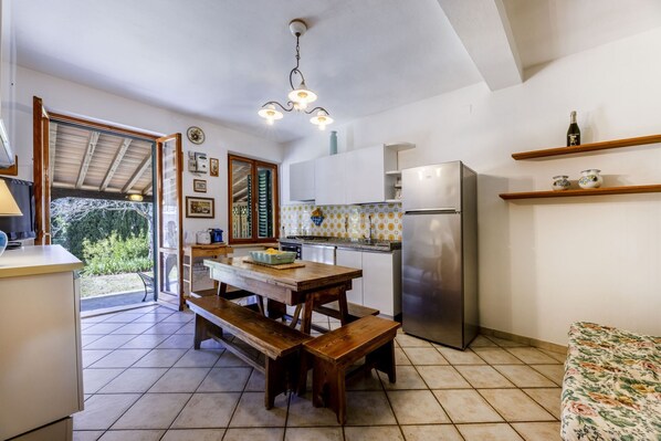 Réfrigérateur, four