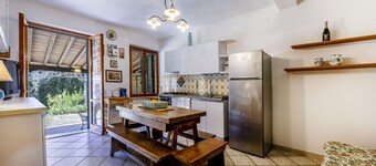 Villino Reale in a green oasis