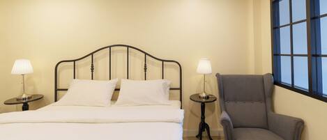 Superior Room, City View | 1 bedroom, free WiFi, bed sheets