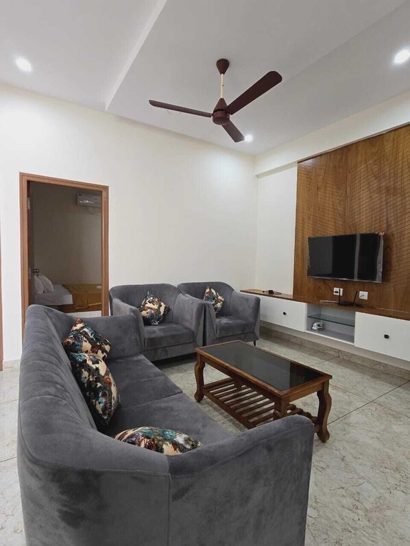TV - Nandan Enclave    (Mysore)