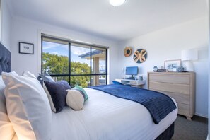 3 chambres, fer et planche à repasser, Wi-Fi gratuit, draps fournis