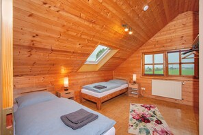 3 bedrooms, free WiFi, bed sheets - Apartment 'Adelegg' with Shared Garden, Balcony and Wi-Fi (Leutkirch im Allgäu)