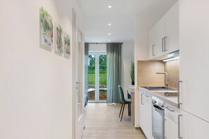 Refrigerador, horno, parrilla de estufa y lavavajillas