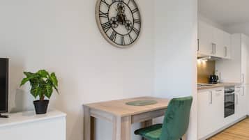 Kühlschrank, Ofen, Herdplatte, Geschirrspüler