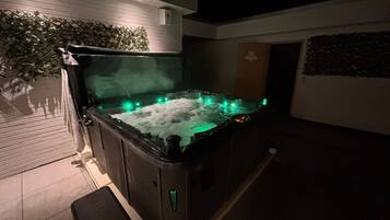 Idromassaggio all'aperto