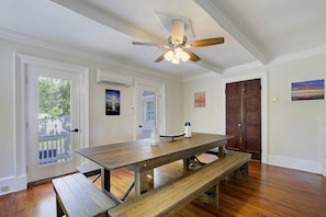 Luokittelematon kuva, 3 kautta 50, painike