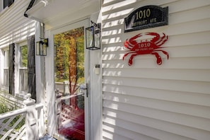 Luokittelematon kuva, 2 kautta 50, painike