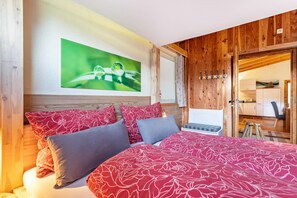 1 chambre, fer et planche à repasser, Wi-Fi gratuit, draps fournis