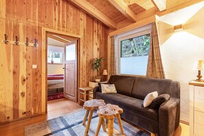 Interior - Apartment 'Petra Top 3' with Mountain View, Shared Garden and Wi-Fi (Kössen)