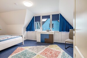 1 bedroom, free WiFi, bed sheets