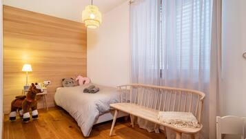 2 habitaciones, tabla de planchar con plancha y wifi gratis