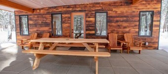 Petrichor - Mazama Modern Cabin