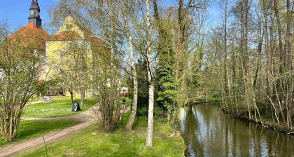 Ferienhaus 'Waldhaus Am See' mit privater Terrasse, privatem Garten und WLAN