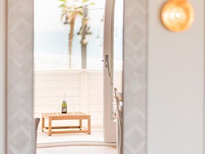 Interior - Sitges Spaces Seaside Paradise-3 B.R/2 Bath/Oceanfront/Sea View/Terrace-Sleeps 8 (Sitges)