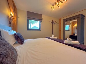 2 habitaciones, tabla de planchar con plancha y internet 