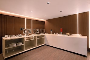 Restaurant - Hotel 44 Oasis (Chennai)