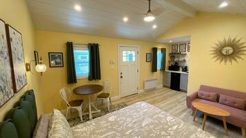 1 間睡房、熨斗/熨衫板、免費 Wi-Fi、床單