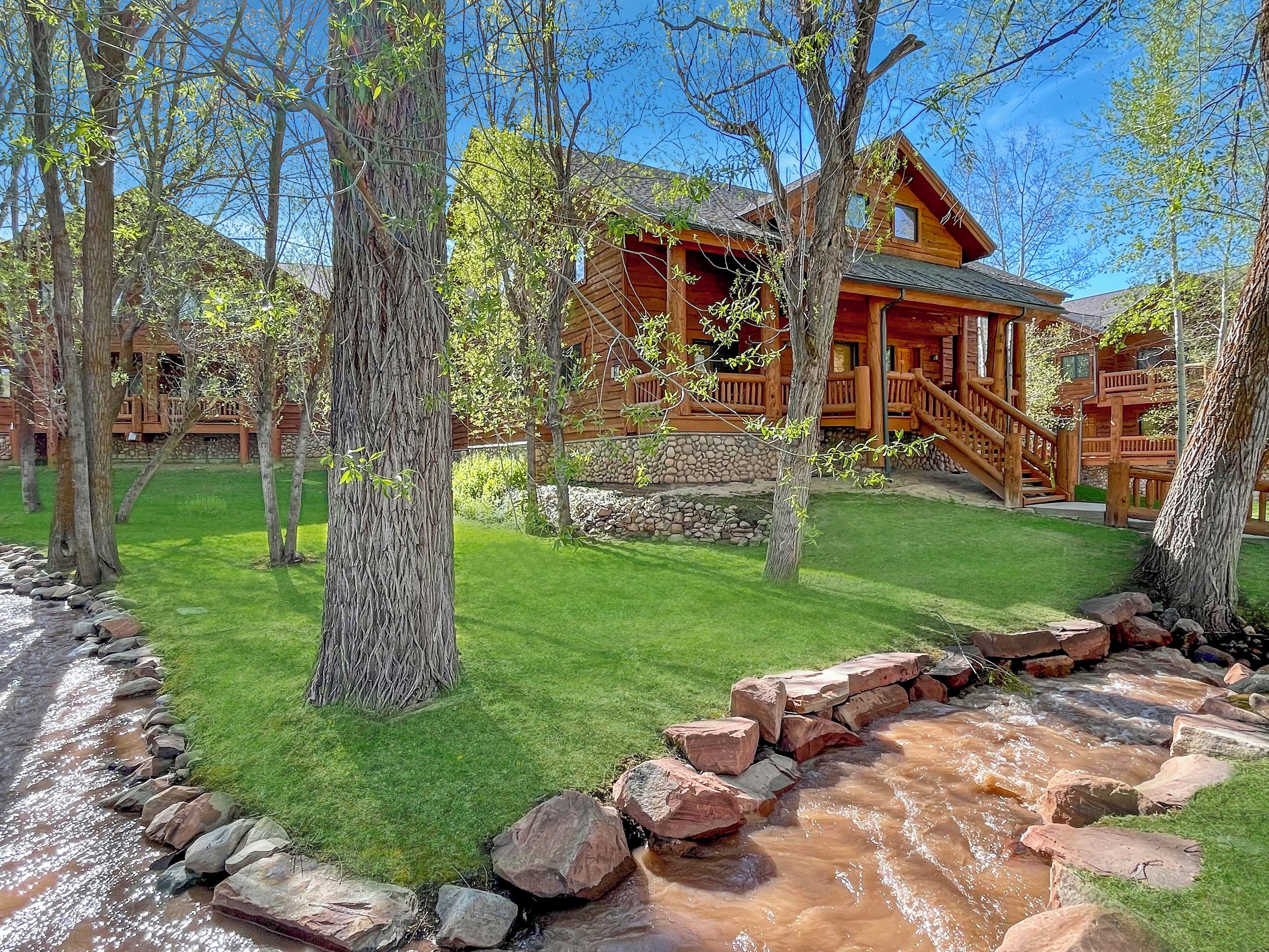 المنشأة من الخارج