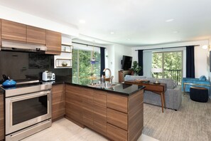 Private kitchen - Renovated condo on Valley Trail minutes from Creekside Gondola with summer pool! (Whistler)