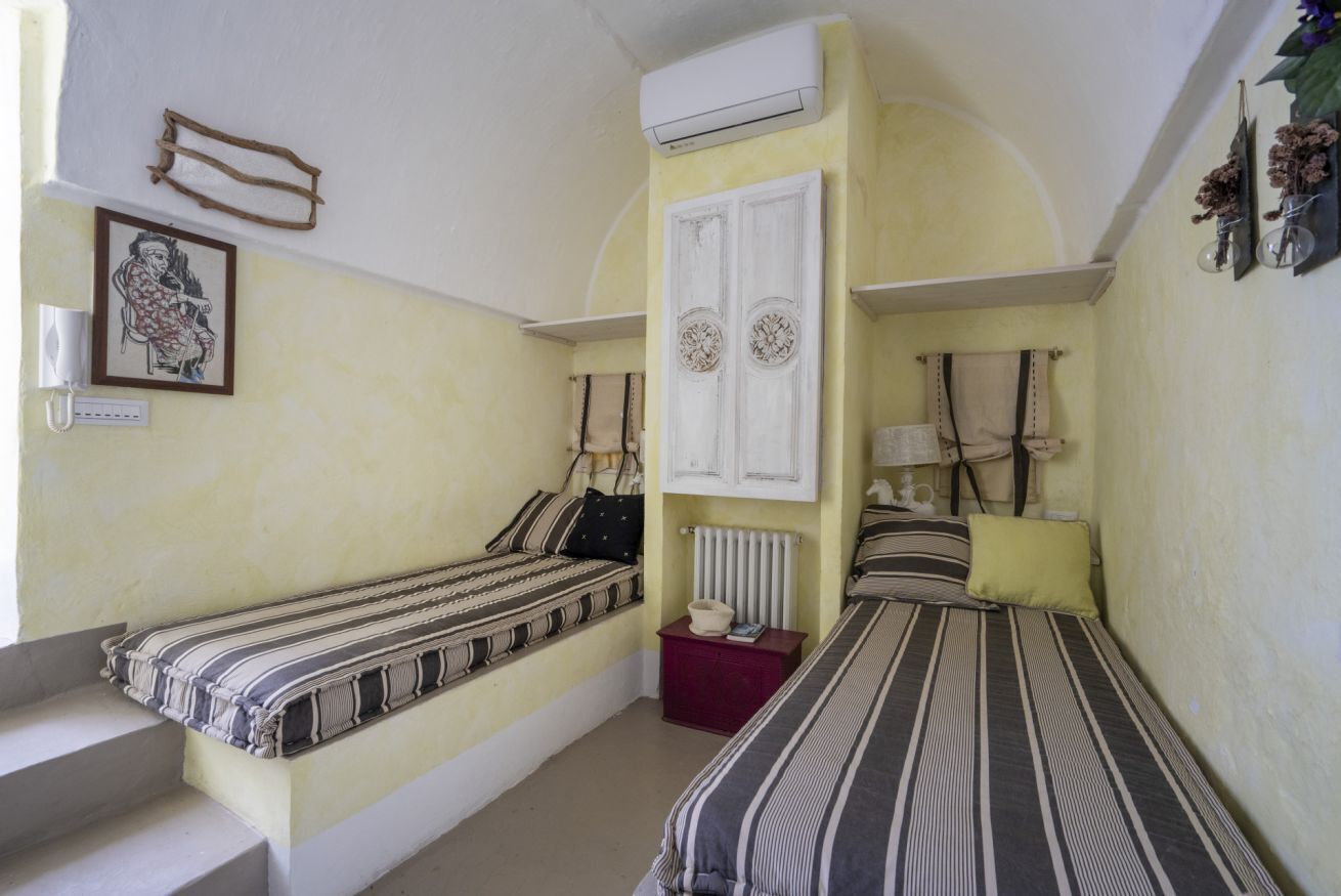 2 habitaciones, tabla de planchar con plancha y wifi 