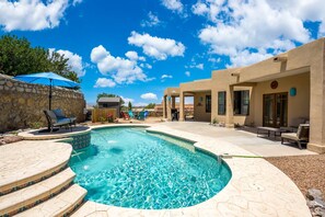 A heated pool - Las Cruces Luxury Retreat - Private Pool & Fireplace (Las Cruces)