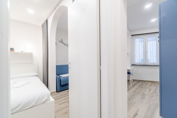 1 bedroom, WiFi, bed sheets - Moby Dick Central Flat x3 (Genova)