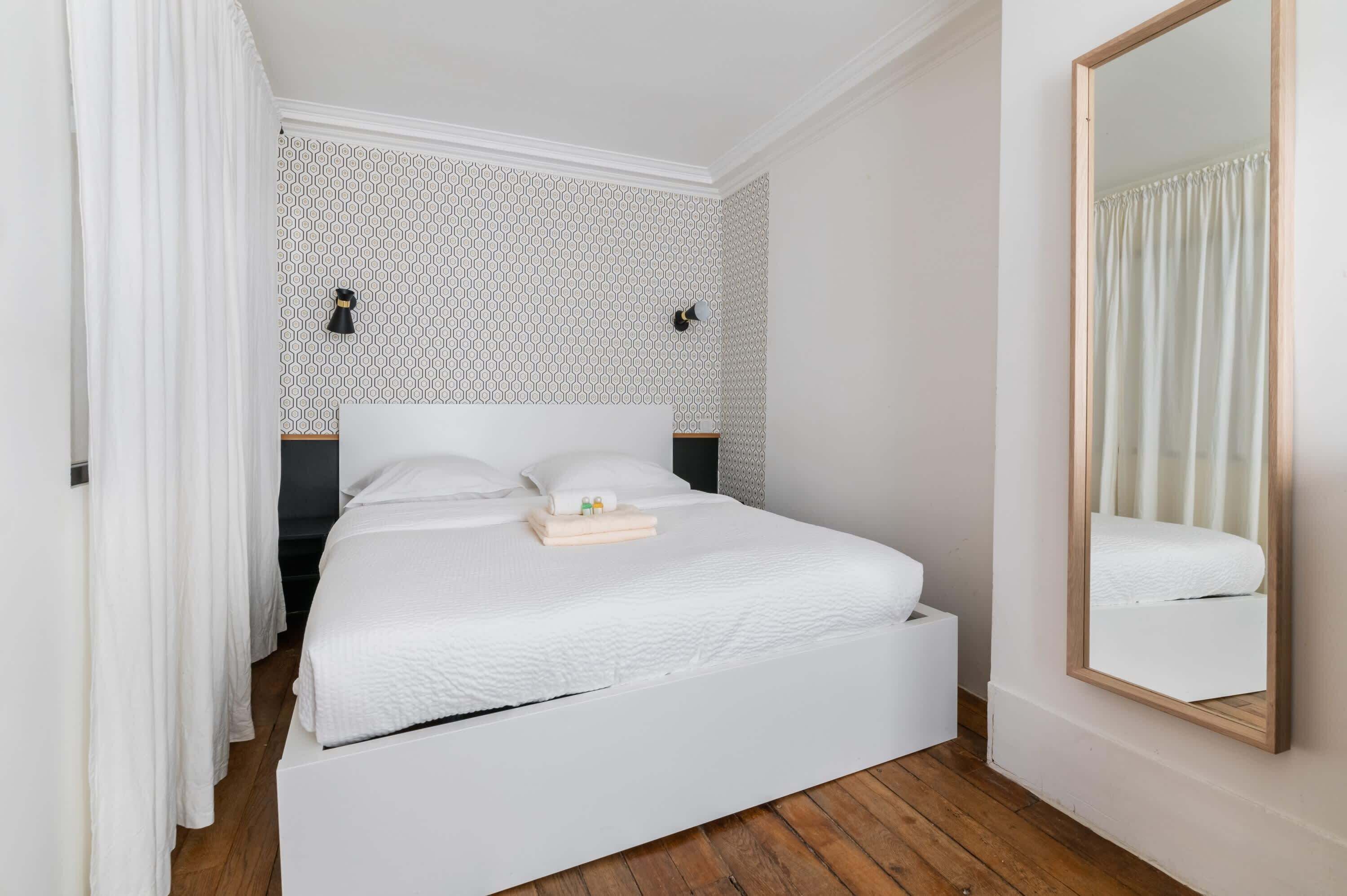 1 chambre, fer et planche à repasser, Wi-Fi, draps fournis
