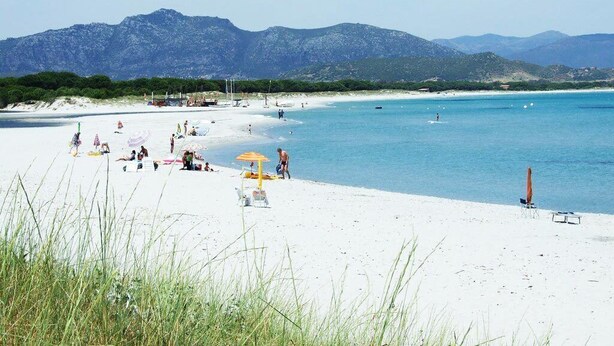 Beach - Splendid detached villa, near the sea (Santa Lucia)