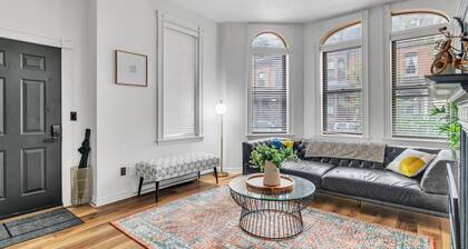 The Smith Victorian 2BR Brownstone Apartment