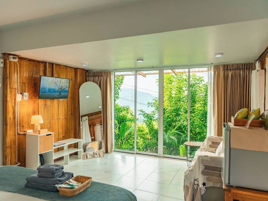 Deluxe House, Air conditioning, Hill View | 1 bedroom, blackout drapes, iron/ironing board (on request), WiFi (free)