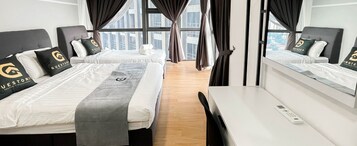Apartment, 2 Bedrooms | Individually decorated, individually furnished, iron/ironing board
