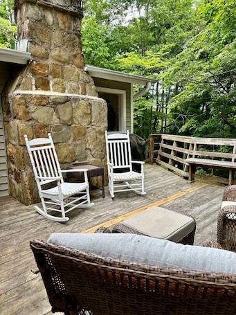Terrace/patio. Scobie House - 3 BR near Waterfalls, Hiking and Gem