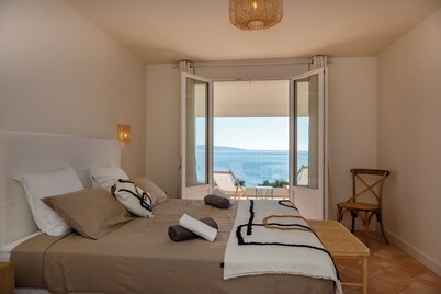 6 Bedroom Villa in Vico