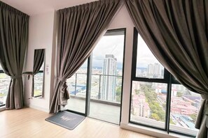 2 bedrooms, individually decorated, individually furnished