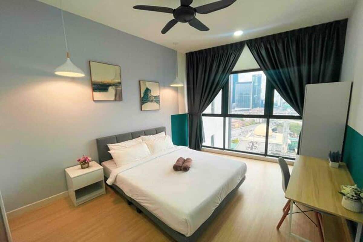 2 habitaciones, decoración personalizada y muebles diferentes