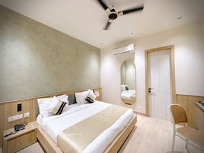 Free wired Internet, bed sheets - ASAR by Orion Hotels (New Delhi)