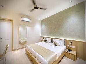 Kablet internett (inkludert) og sengetøy