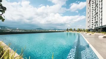 Udendørs pool