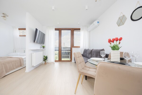 Aerial view - Capitol Apartment by Renters (Warsaw)