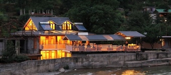 Virman Riverside Resort