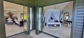 1 soverom, skrivebord, wi-fi (inkludert) og sengetøy