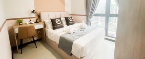 Appartamento, 2 camere da letto | Con stile personalizzato, con arredamento individuale, una scrivania