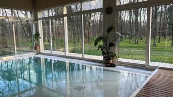 Piscine couverte, piscine chauffée