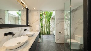 Bathroom - Villa Kubu Dewi Sri by Villa Finder (Canggu)