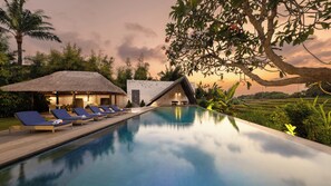 Pool - Villa Kubu Dewi Sri by Villa Finder (Canggu)