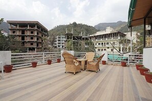 Terrace/patio - Hotel Heavens Door (Narendranagar)