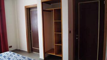 1 bedroom, iron/ironing board, bed sheets