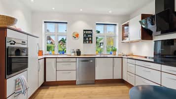 冰箱、烤箱、炉灶、洗碗机