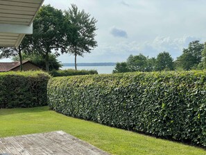 Property grounds - Fantastic view and 150 meters to the beach (Juelsminde)