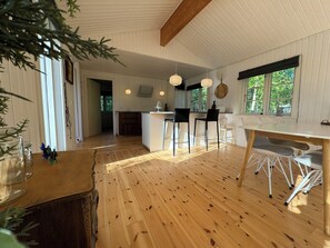 Dining - Big renovated cottage with soul and love (Grevinge)